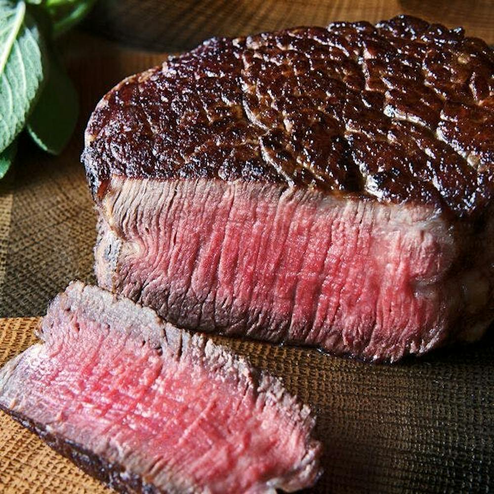 100-fullblood-wagyu-beef-filet-mignon-steaks.7b79838c5fdd56c1295e33d2d6af007e