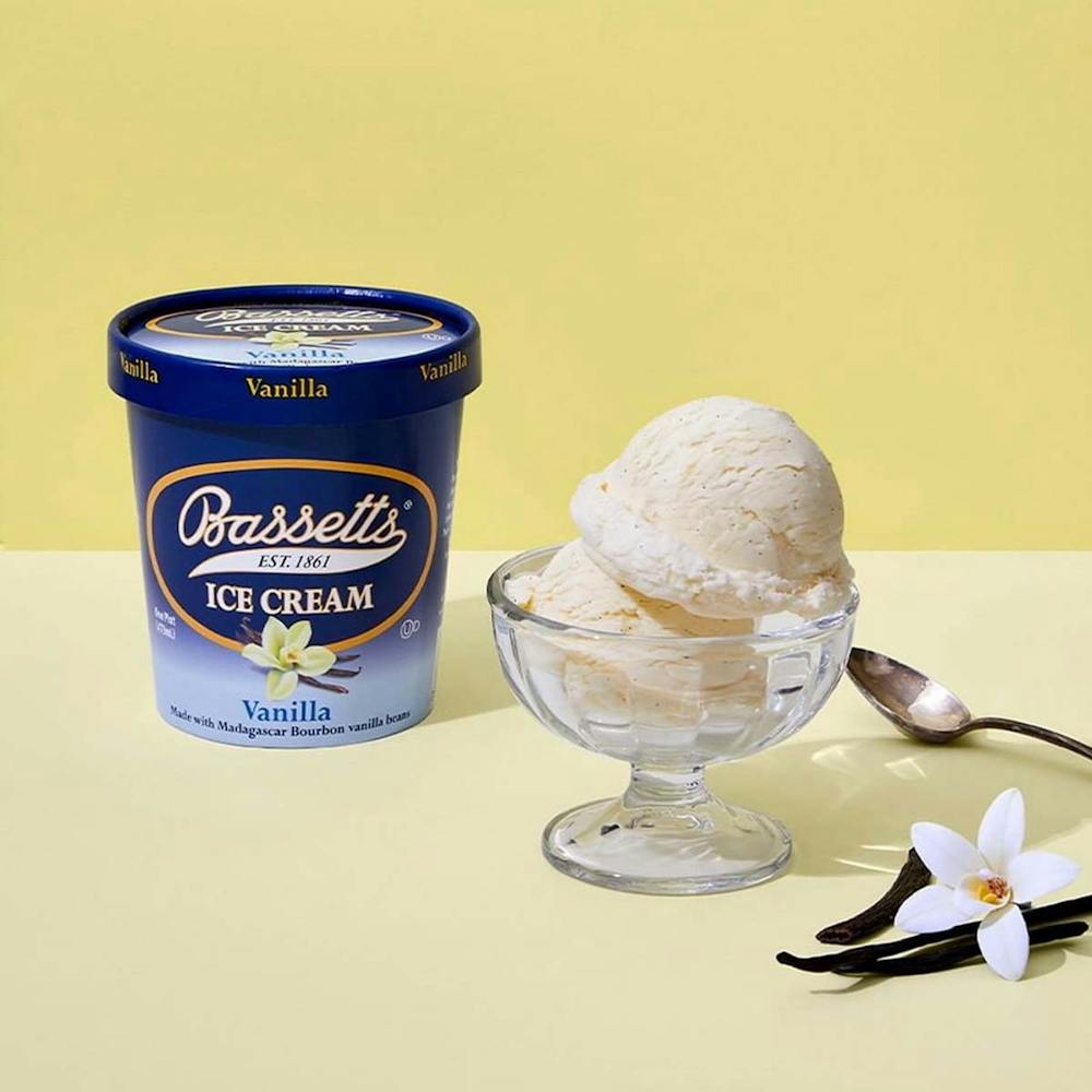 Bassetts-Vanilla-Ice-Cream-Product