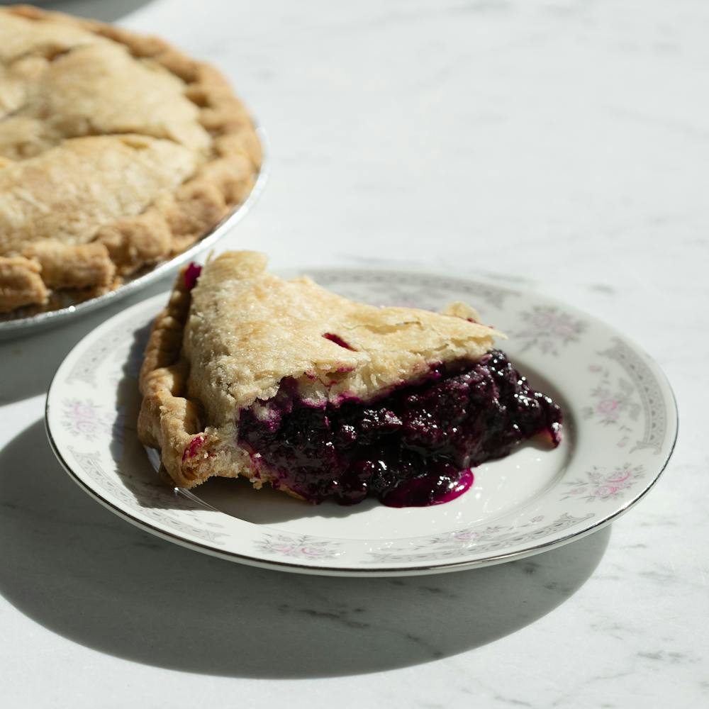 Bumbleberry_slice_and_pie_mrbl_1x1-1