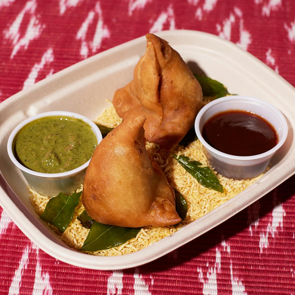 Chef-Maneet-Chauhan-Samosa