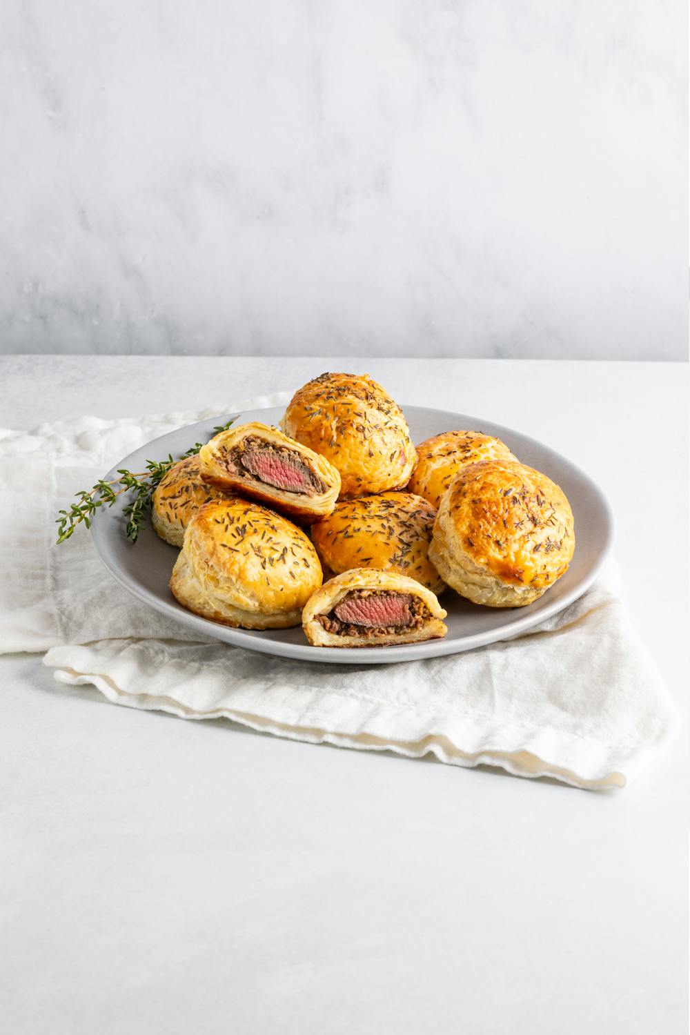 Copy_of_MINIBEEFWELLINGTON_WELLINGTONS_101424_8357