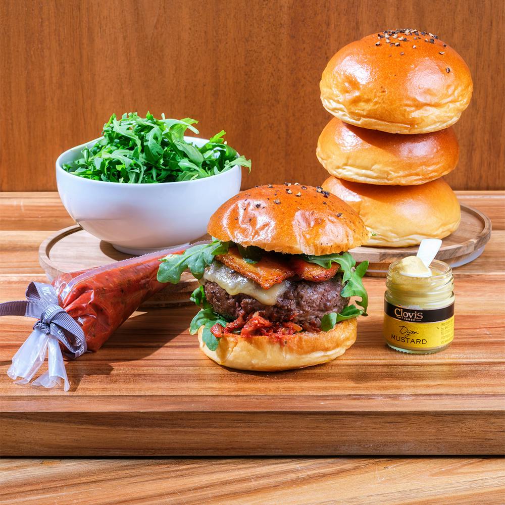 Daniel-Boulud-Signature-Burger-Kit-3