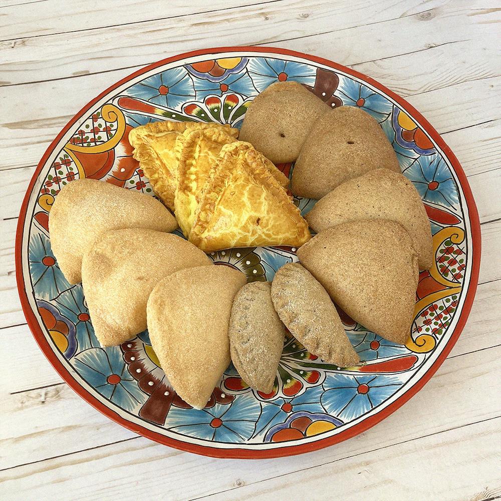 El-Bolilo-Bakery-Empanadas-1