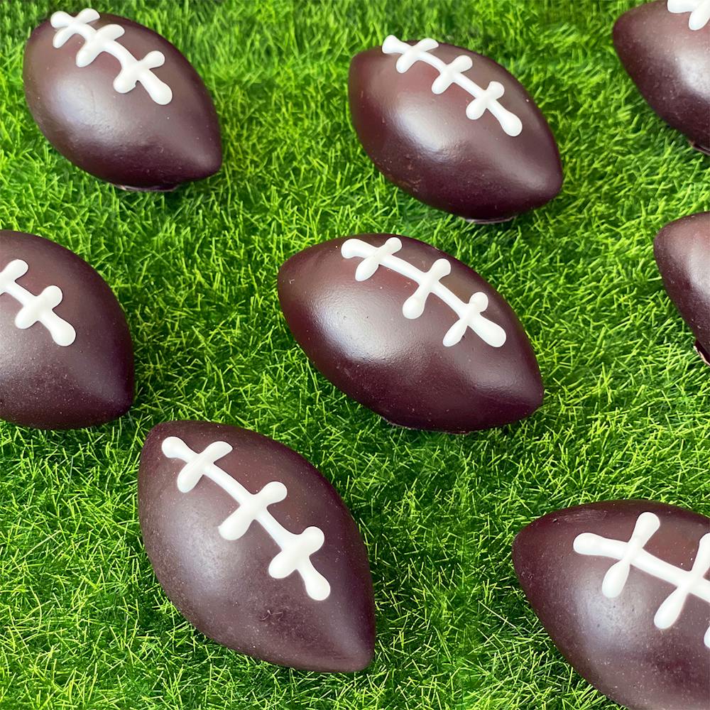 Flour-Shop-Football-Cake-Balls-2