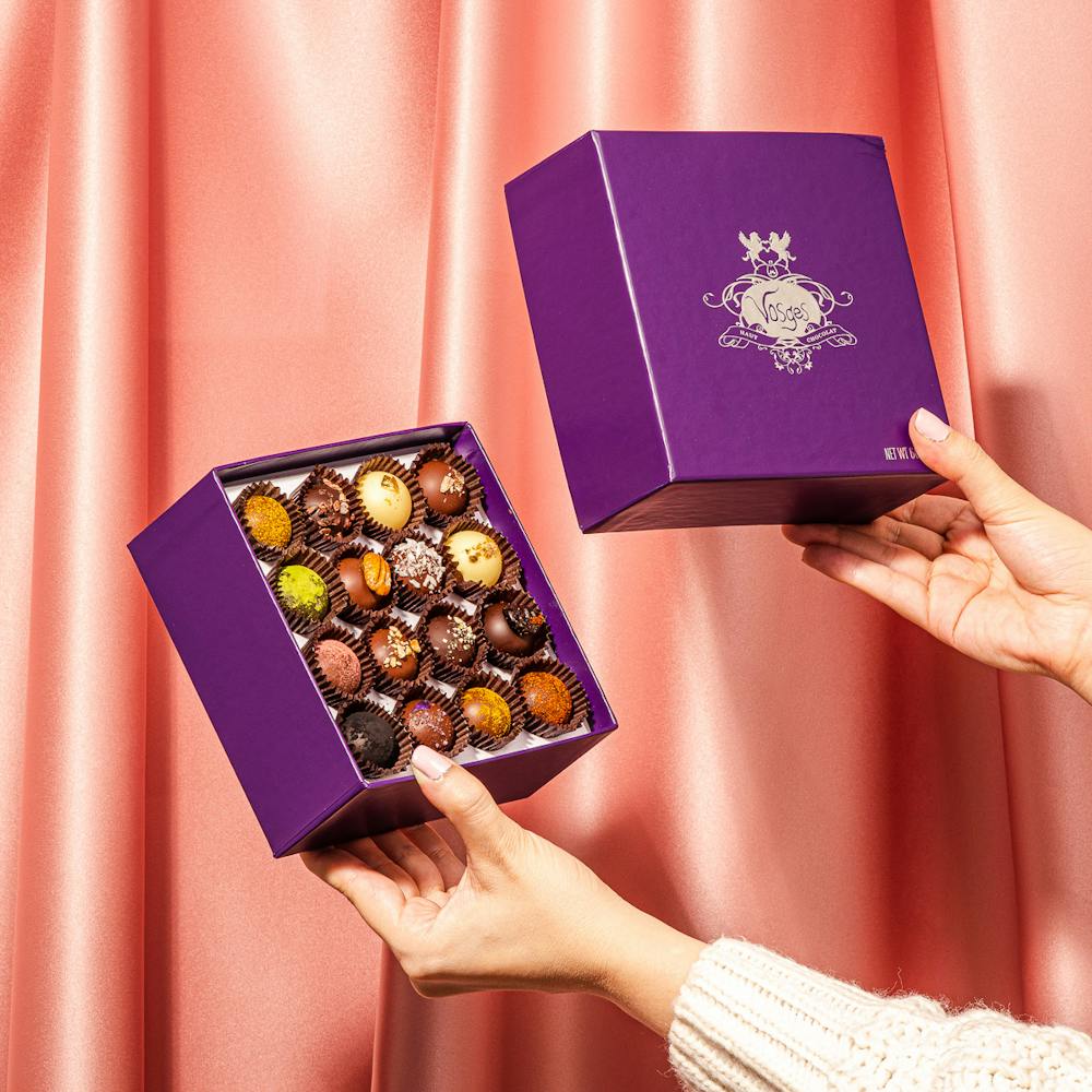 Gift-Product-Shoot-11.18.21-145-72ppi-1x1-1