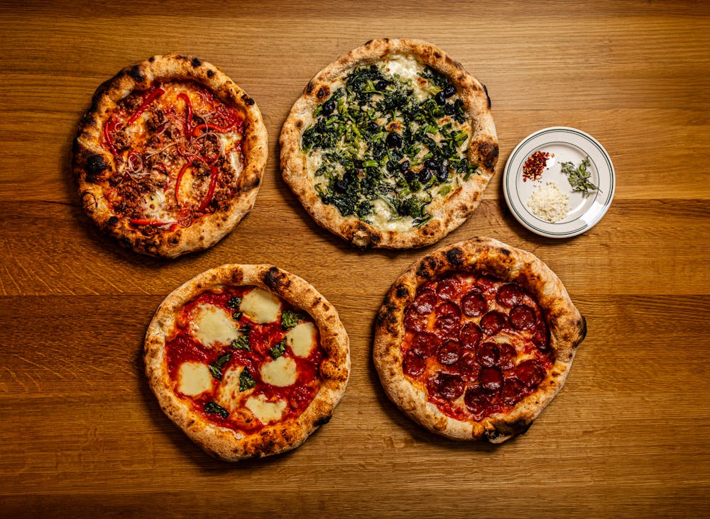 Goldbelly_pizza_shot