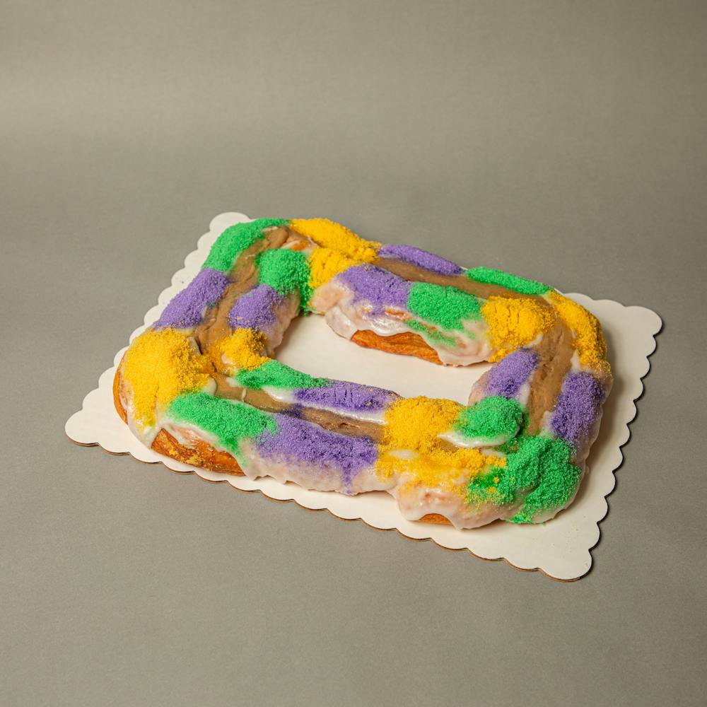 Haydels-Cafe-Au-Lait-King-Cake-1