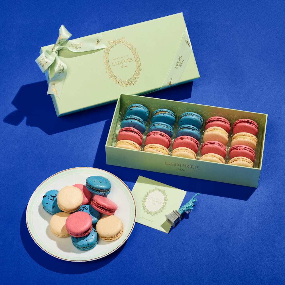 Laduree-_RWB_Macarons-1x1-1