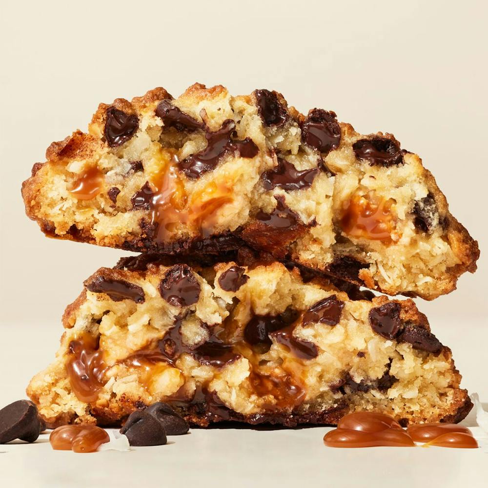 Levain_Caramel_Coconut_Choco_Chip_1_