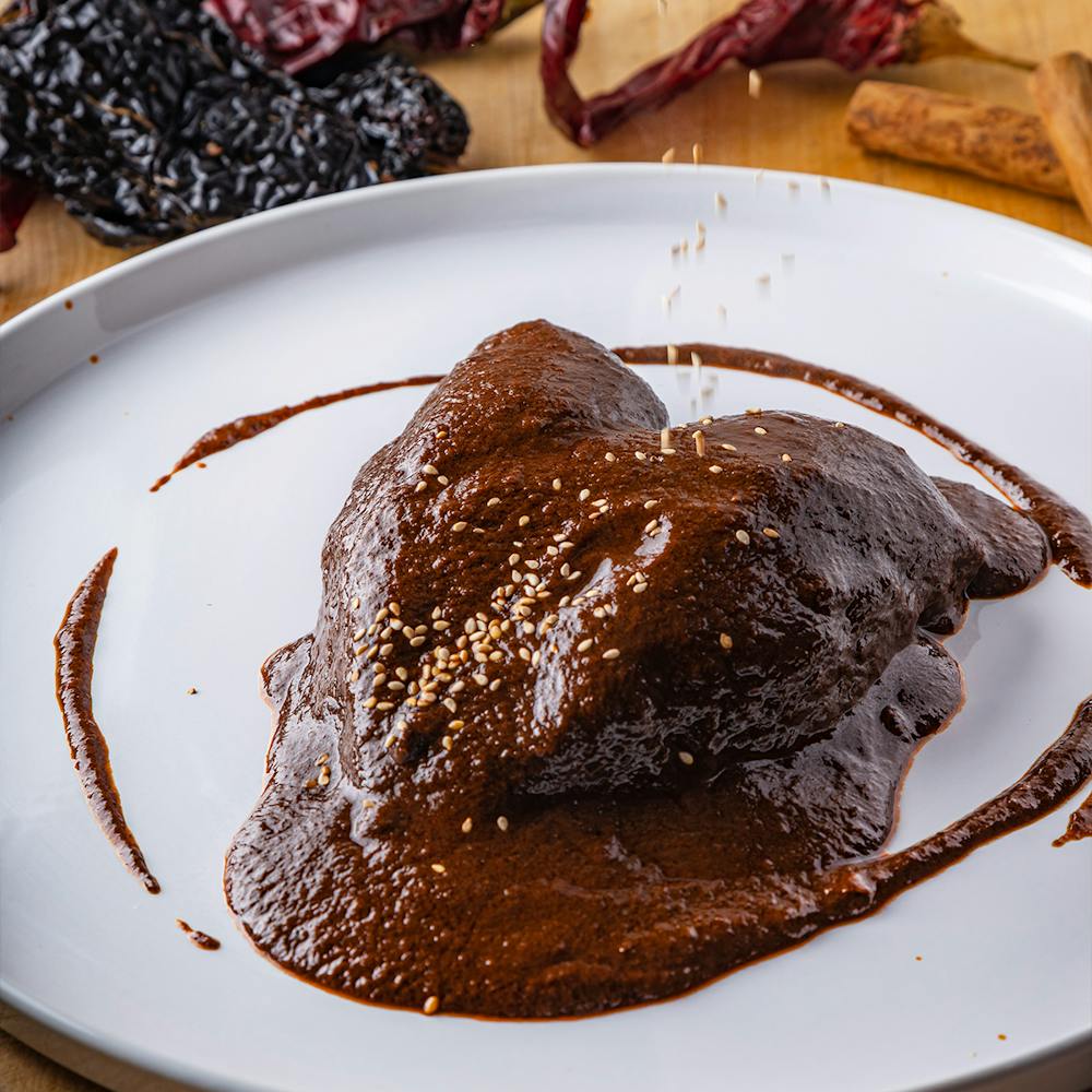 Picos-Mexican-Restaurant-Pollo-en-Mole