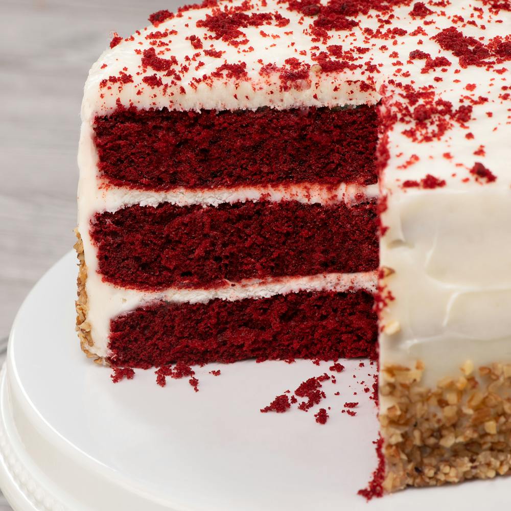 Savannahs-Candy-Kitchen-Red-Velvet-Cake-2