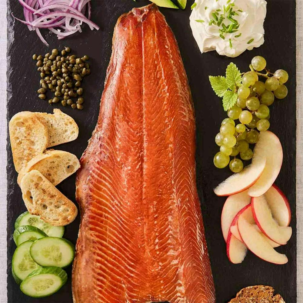 SeaBearSmokehouse-Smoked-Wild-Sockeye-Salmon-Gift-Box-1