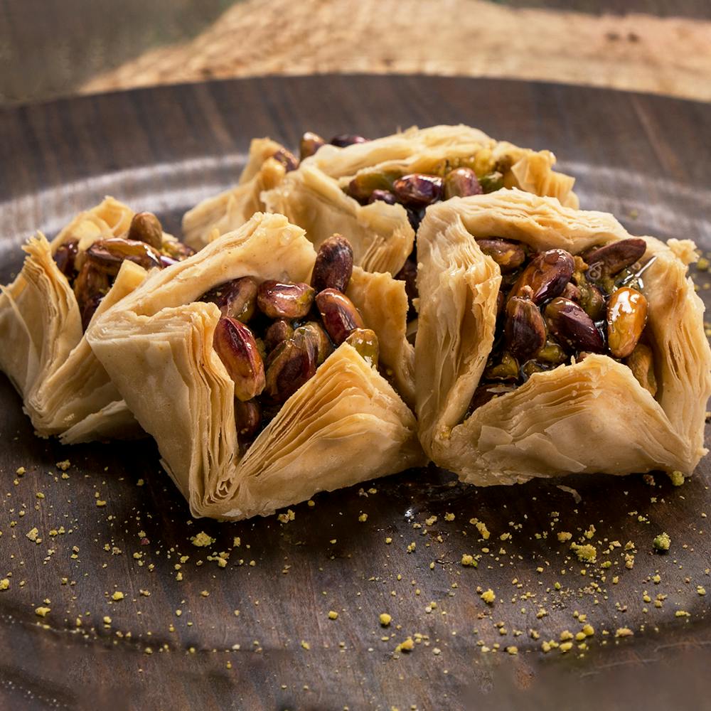 Shatila-Bakery-Bird-Nest-Pistachio-Baklava-Full-Tray
