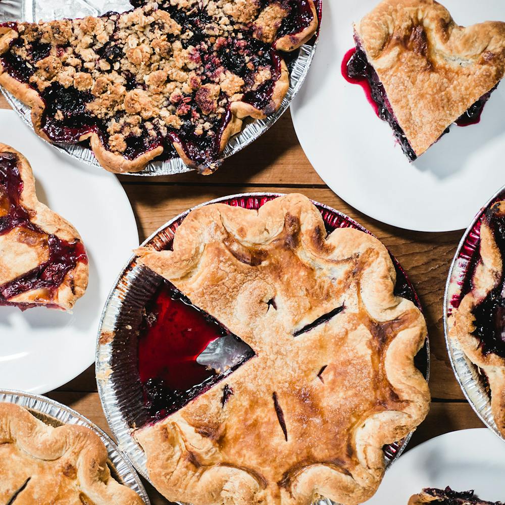 Two-Fat-Cats-Group-Pies-1