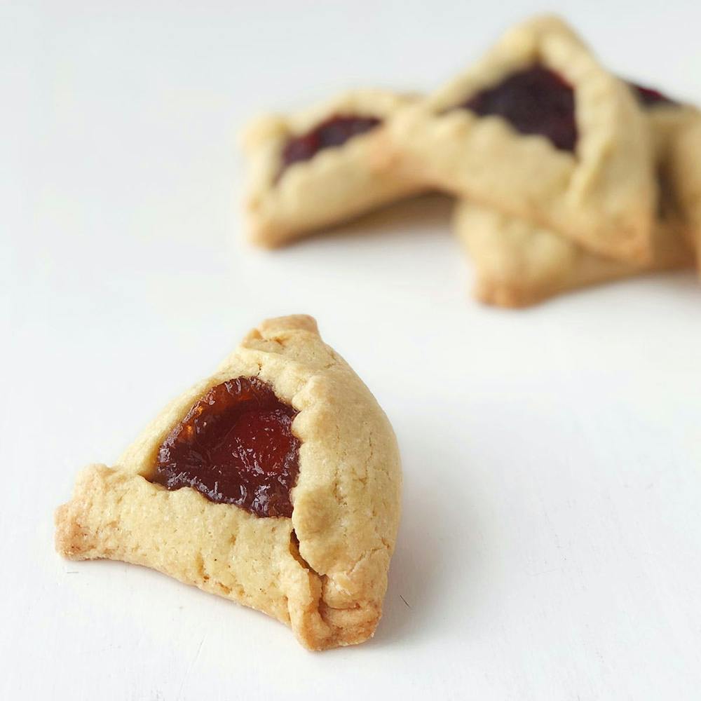 assorted-hamantaschen.cac42e26dac497f8527d178e1f47a97e