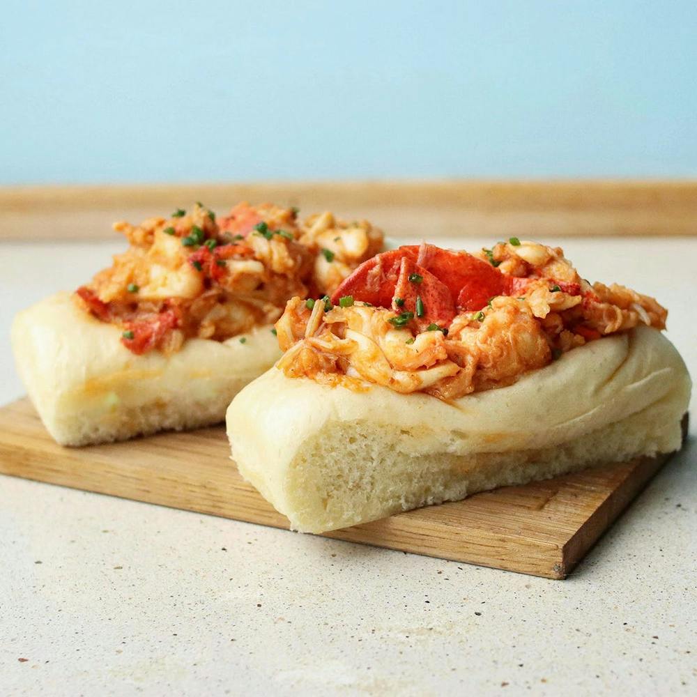 brown-butter-lobster-roll-kit-4-pack.f97b1254243c8628ad1a5cd41227f5d7