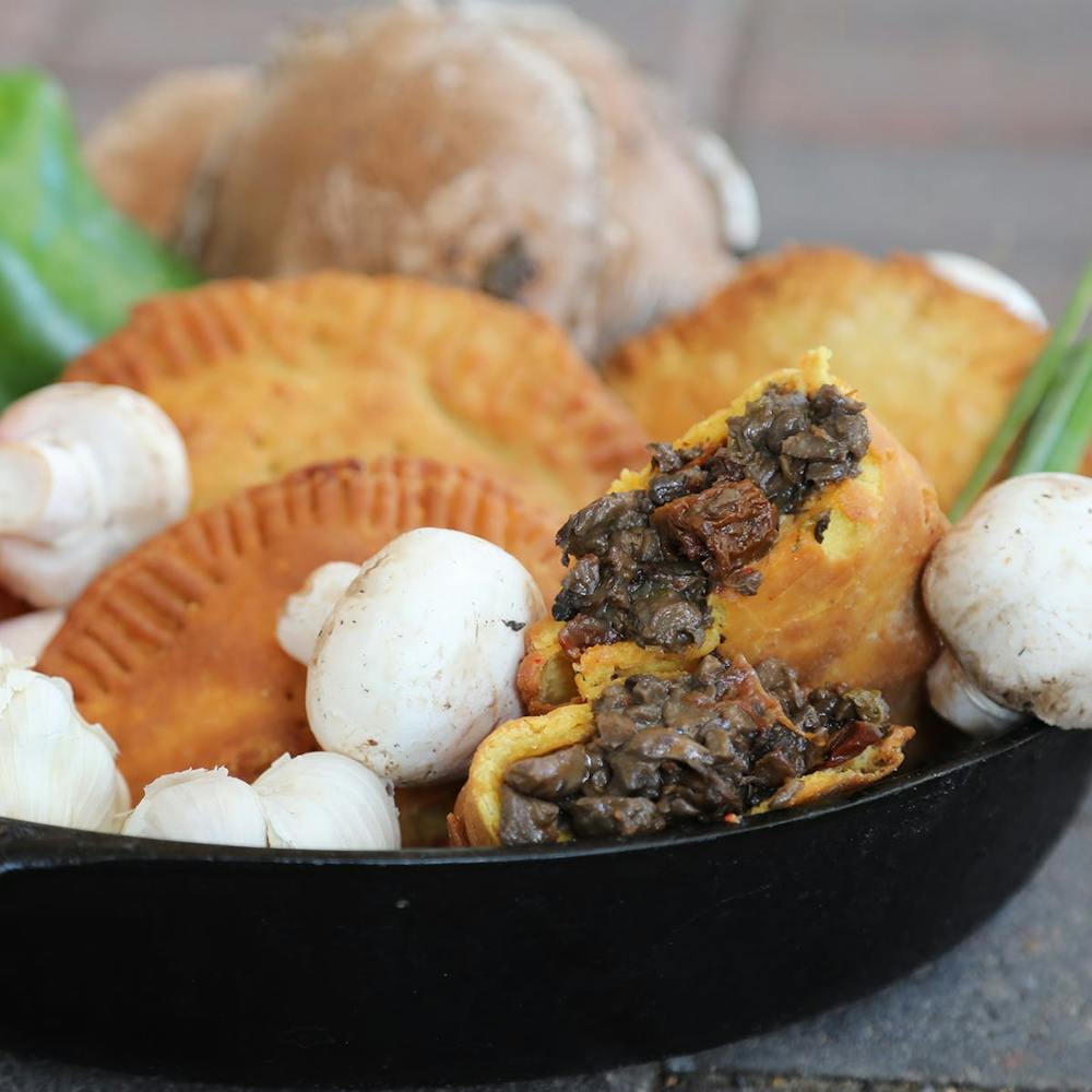 cajun-mushroom-pies-large.cda24afb638eb67a5345acc5f5676ab0