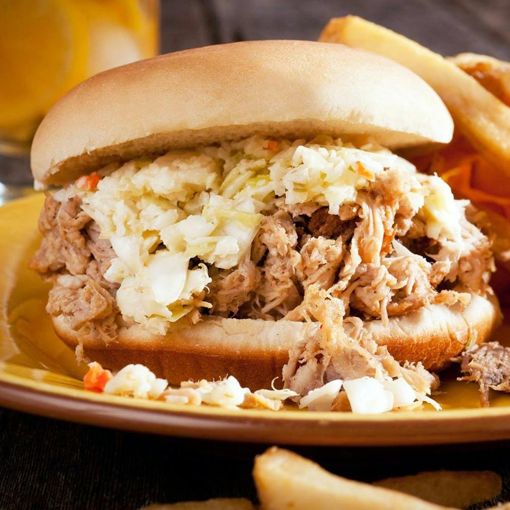 carolina-pulled-pork-sandwich-pack.ca11fb54730da84ec949610bddd60cb7