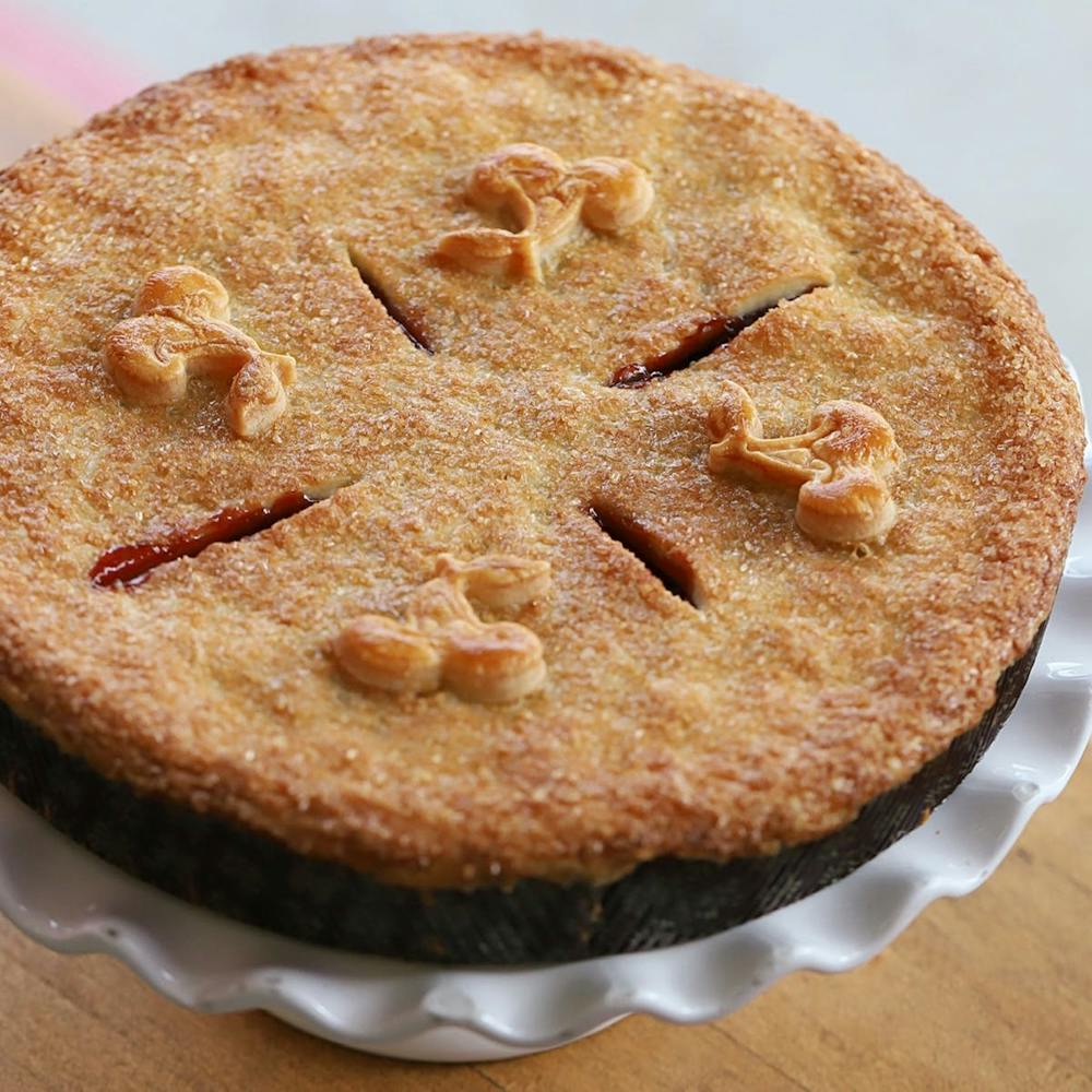 cherry-almond-pie.666e197cab9202adc701ee464876953c