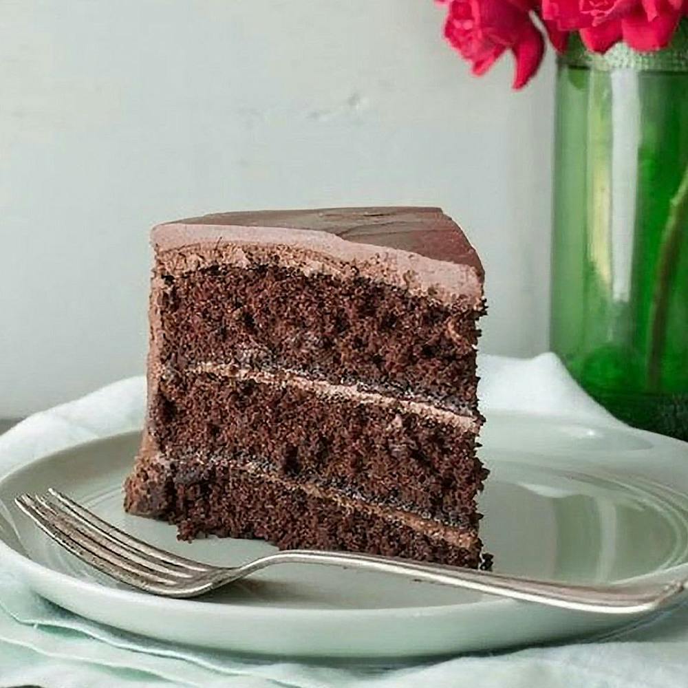chocolate-buttercream-frosting-cake.b71f9b6dc08d30286353f57d940db180