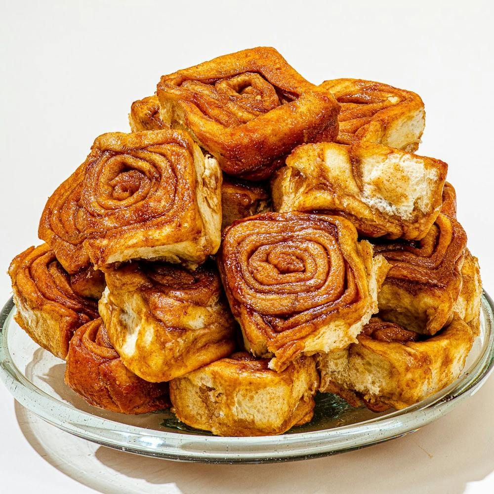 cinnamon-rolls-2-dozen.fe6fb09b6458604744d137b653b9f27c-1