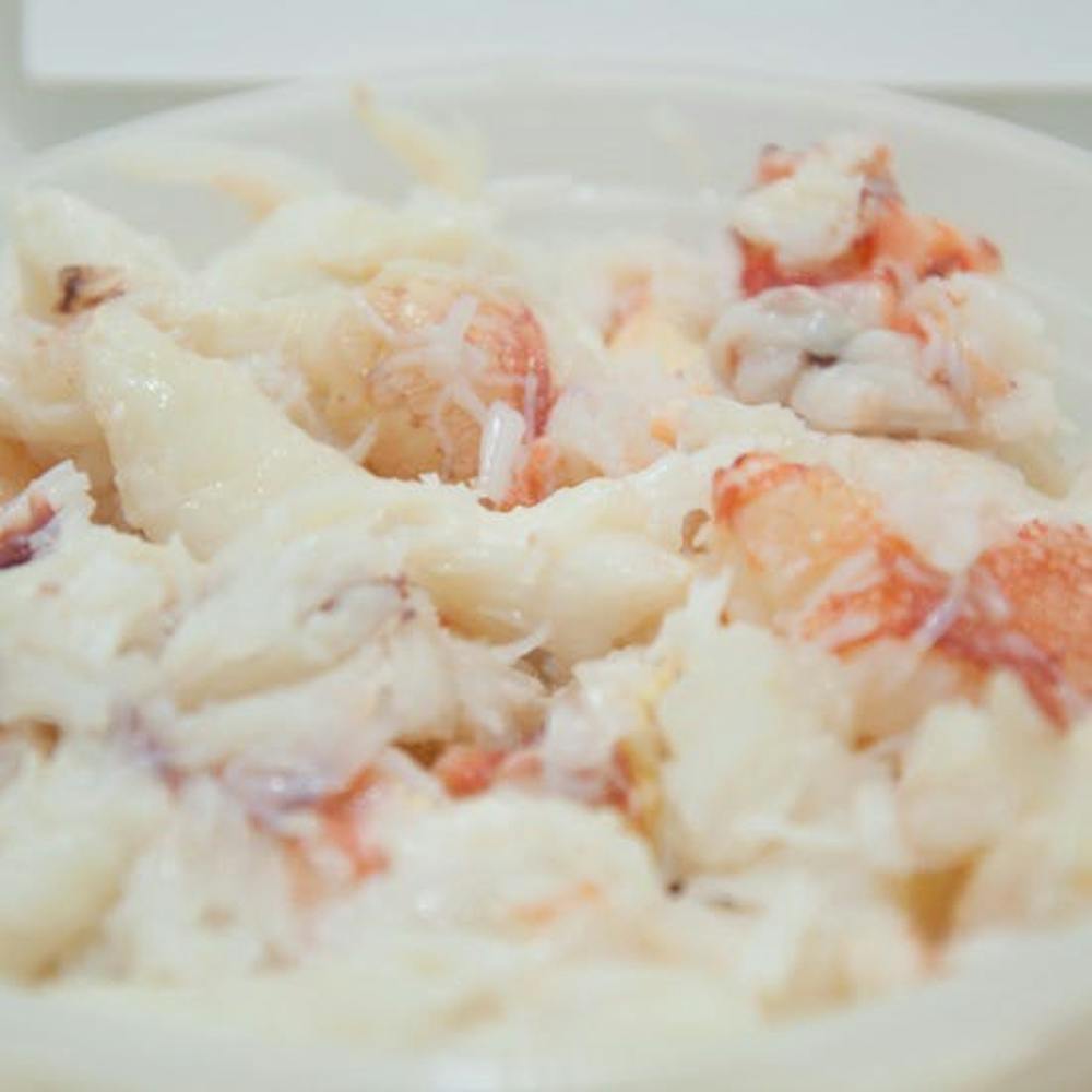 fresh-crab-meat-2-lbs.57775cfeac33f8e19a8dc4a25d62bc56