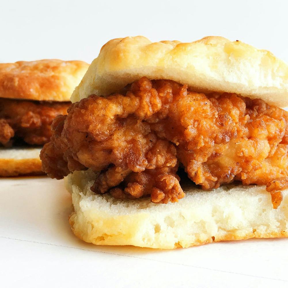 fried-chicken-biscuit-sandwich-kit.44b29820e6389324a2dd7ccb0b677a22