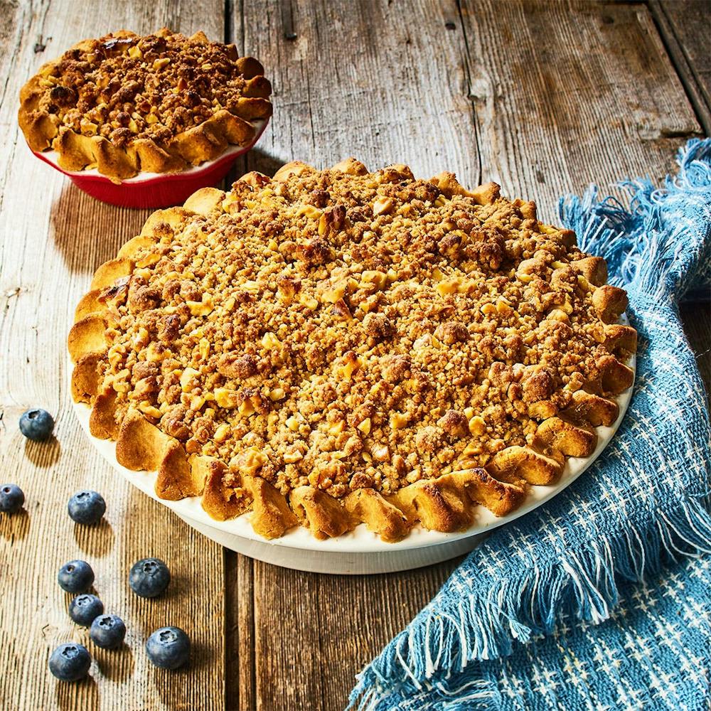 gluten-free-blueberry-apple-crumb-pie.cc543ca8dd050d9091a23351f051ed17