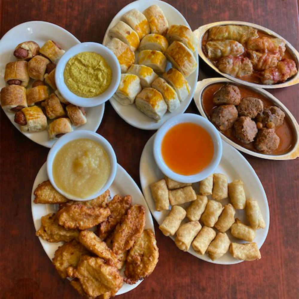 kosher-deli-appetizer-assortment-for-10-12.6e2e6c65616085b16ced3565acbc68c7