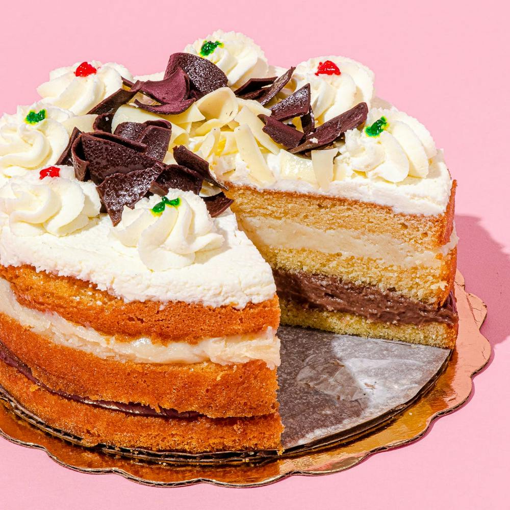 legendary-italian-rum-cake.e9ed52977a0ef9ba6ef2c956edcd1b7a