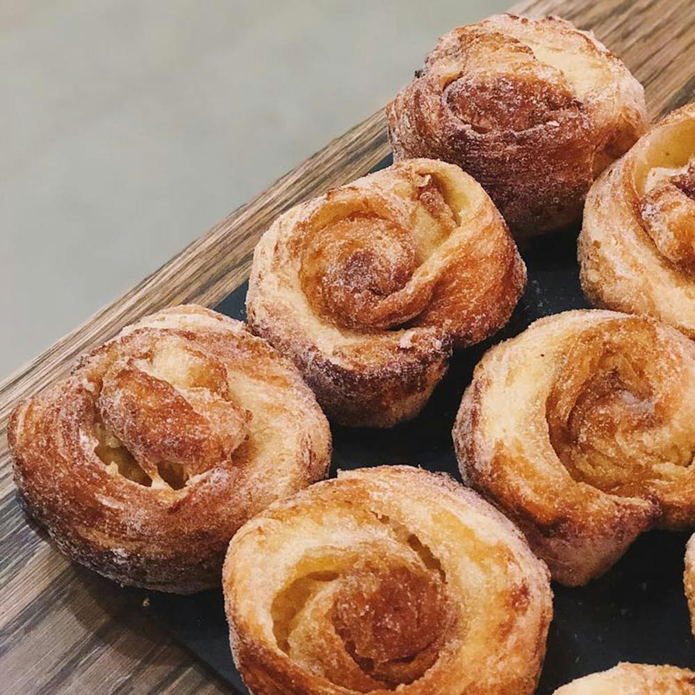 lemon-sugar-morning-bun-6-pack.e5a5fe4a8eb485d5f95b4ce2512c5d50