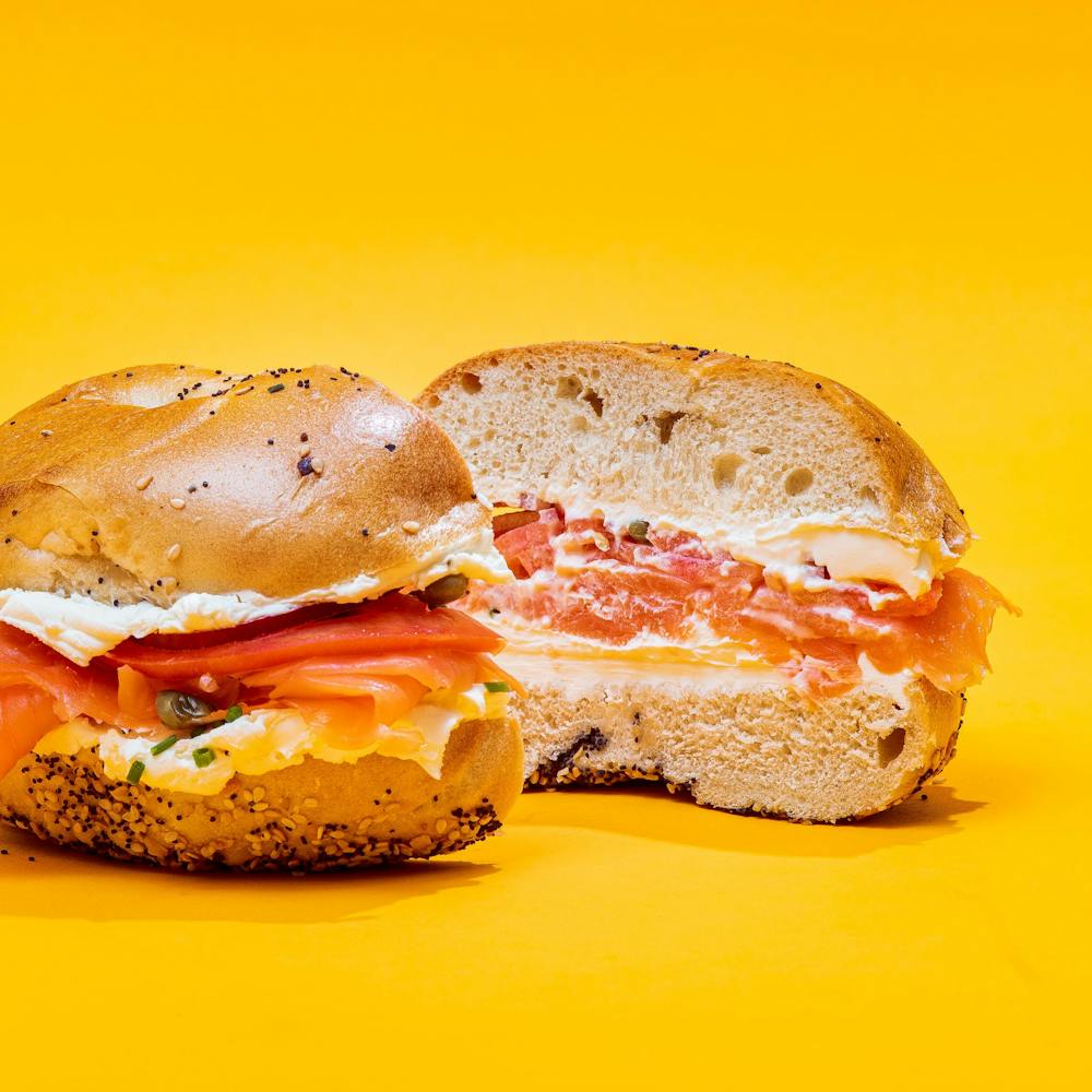 new-york-bagel-brunch-for-6.f8d1a1c5f60334487b641abe58725d4b