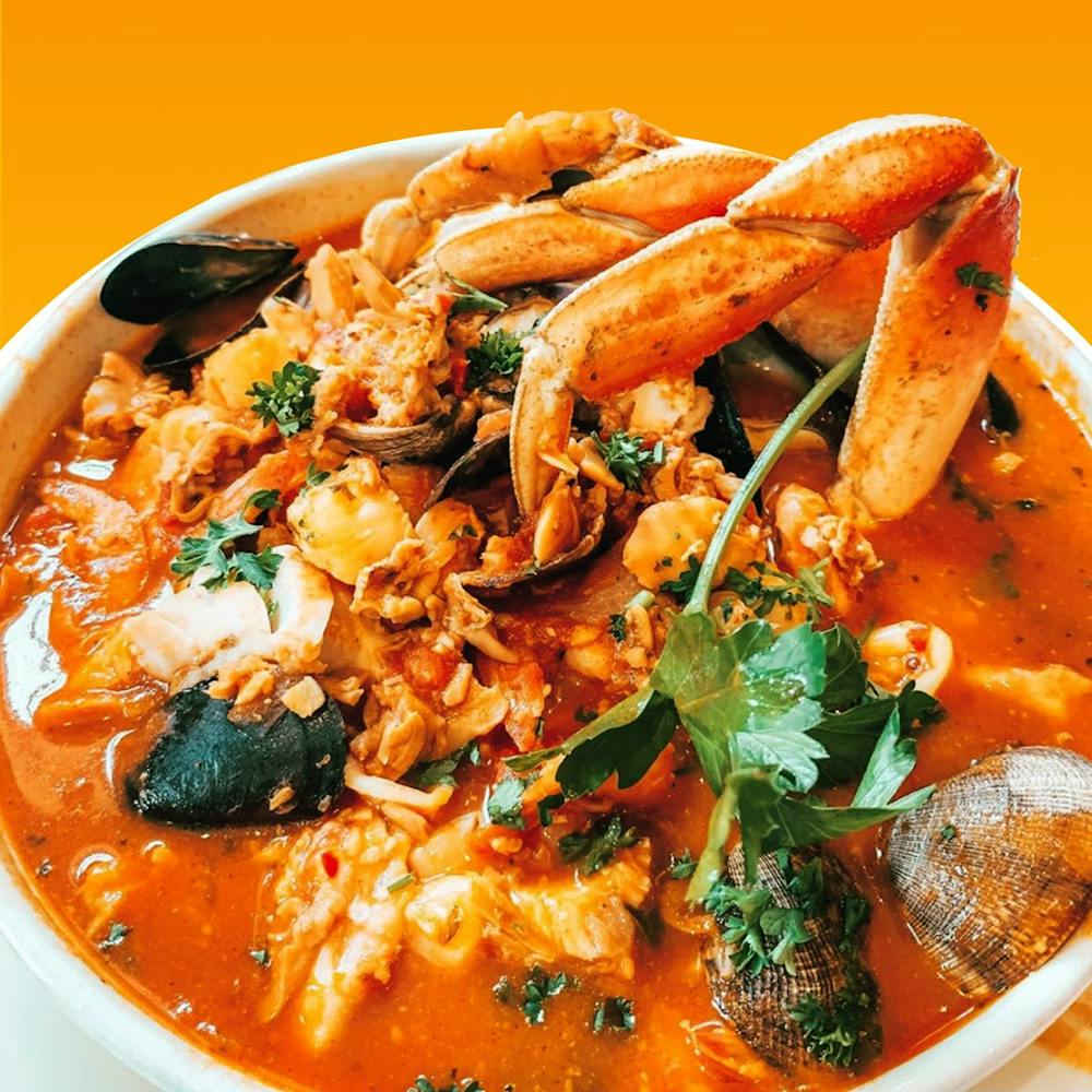 phils-famous-cioppino-for-4.eb17b4fafbb21500119b11c8f3cd95c3