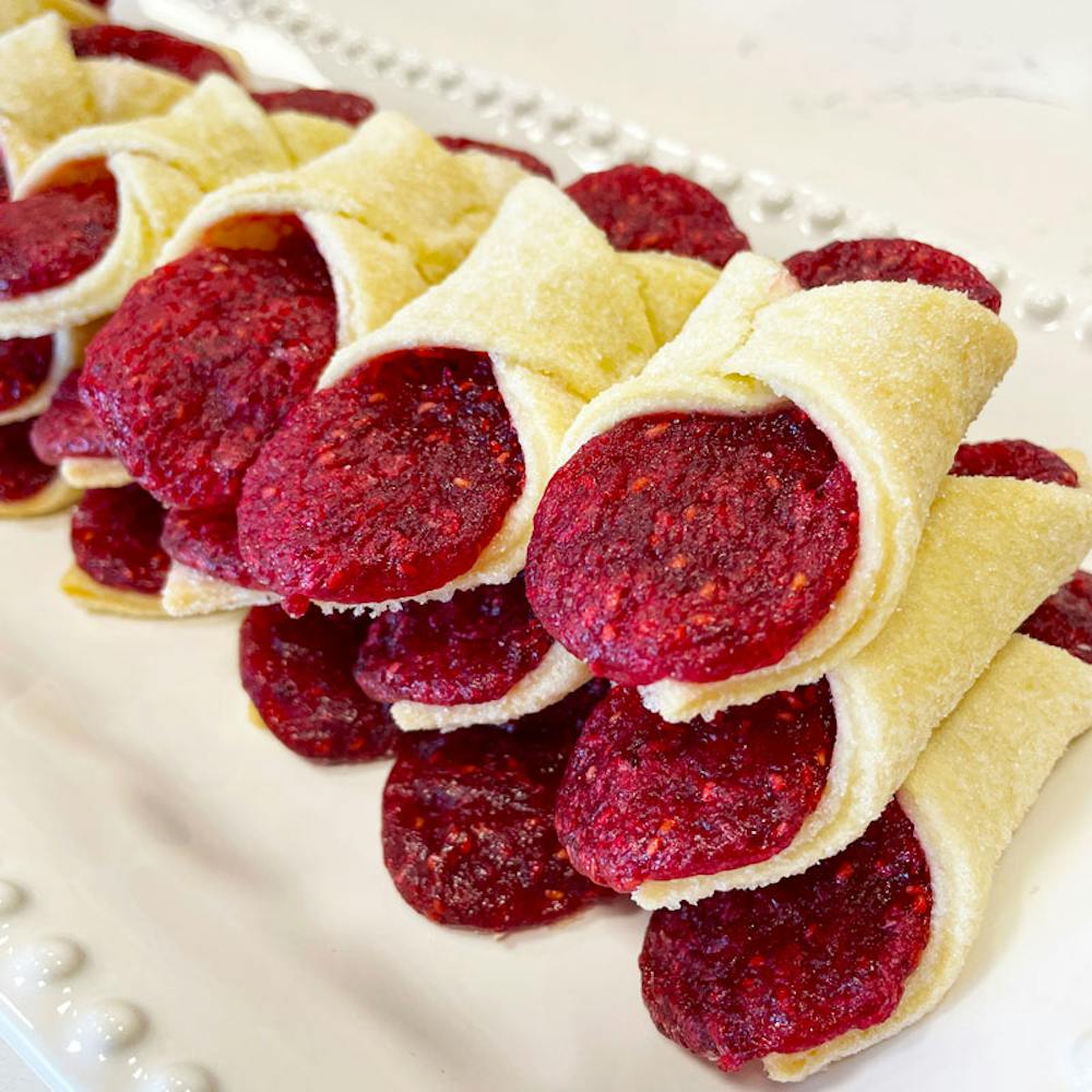raspberry-kolachi-cookies-closeup