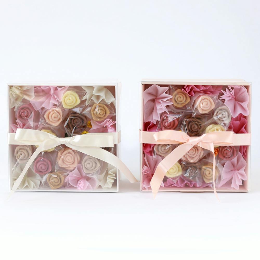 rose-garden-chocolate-gift-box-white-AND-pink-02