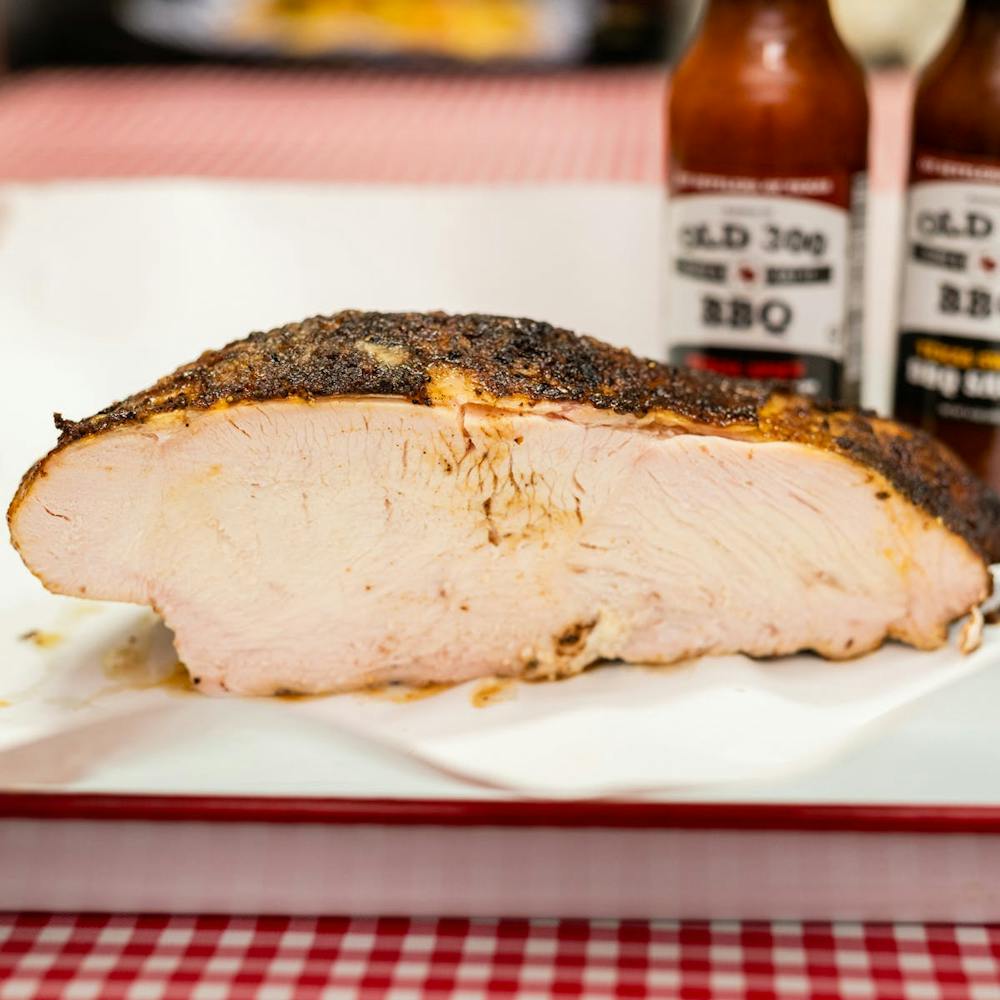 smoked-turkey-breast.7a447b8f3ce97438aaa0f1dc71a1da2c