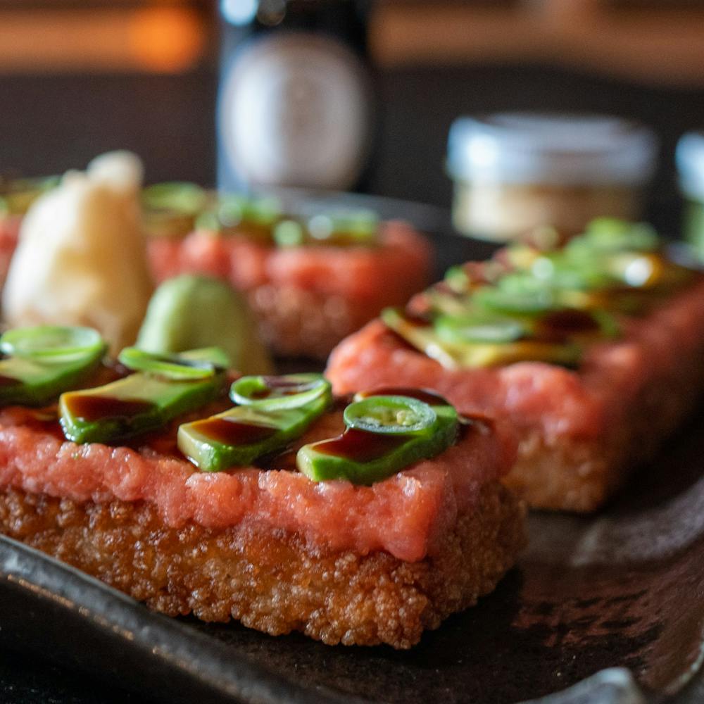 spicy-tuna-crispy-rice-kit-for-4.53612097e152d97482a074c3250c6e28