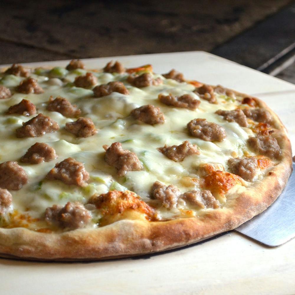 thin-crust-house-deluxe-pizza-4-pack.0f88638f183afd754f5f44888af0ceaf