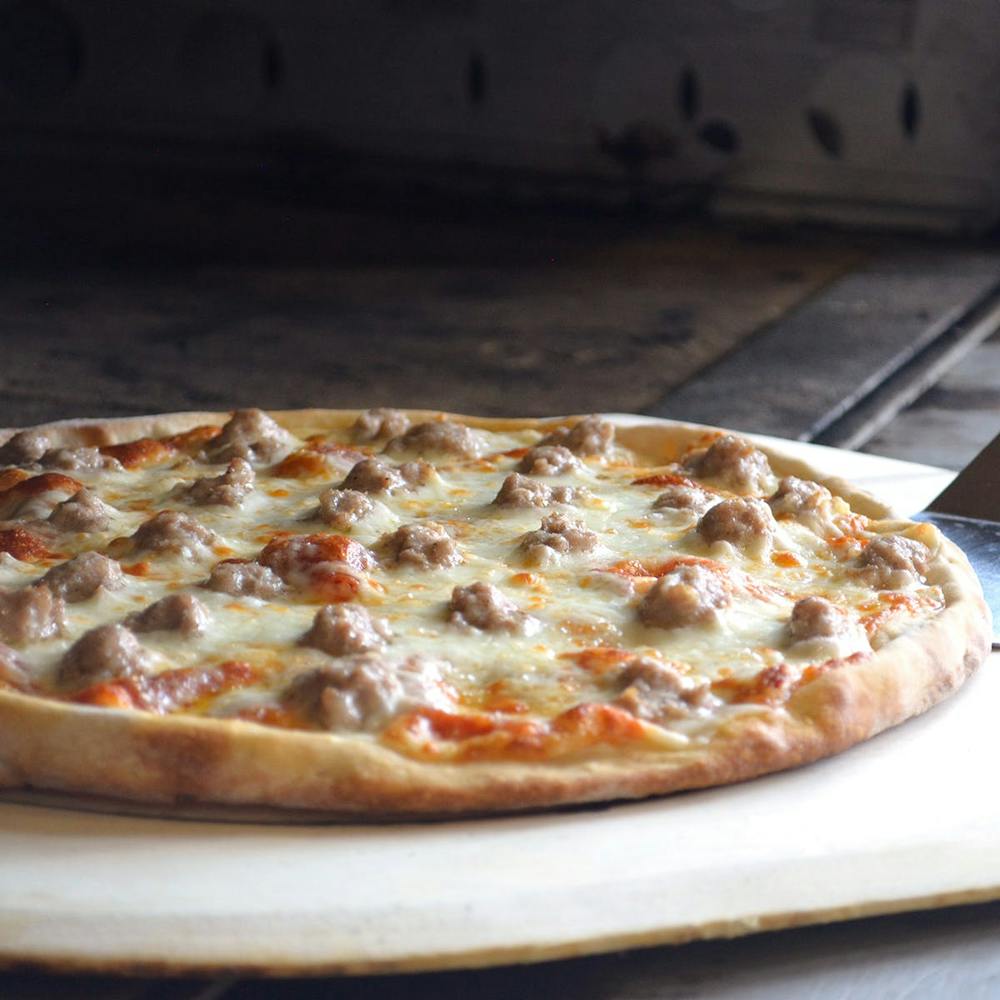 thin-crust-pepperoni-and-sausage-pizza-4-pack.6a2f3aadc63585173dd2016cb146d944