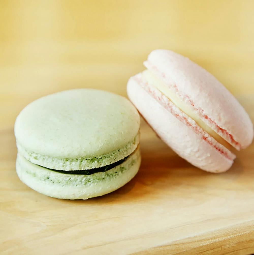 tomoko-macaron-sampler-10-pack.c9c3361ca496839488c8b3f3c949f500