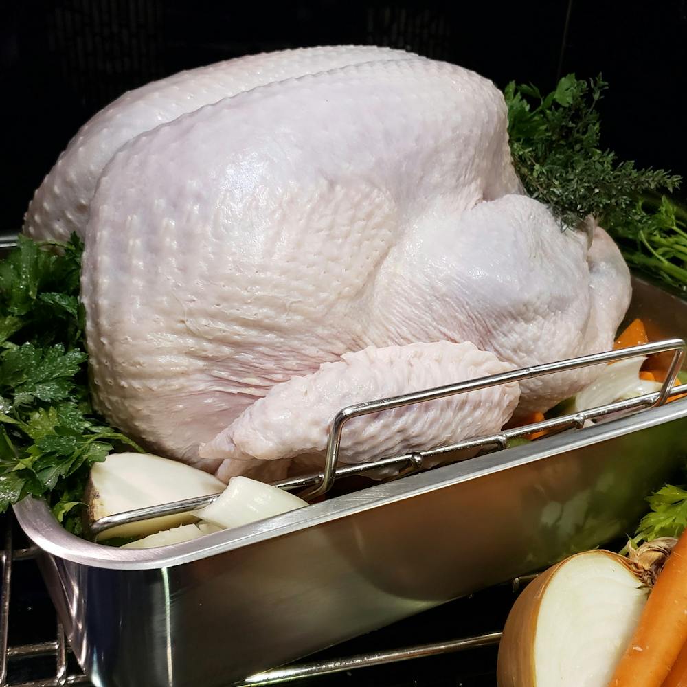 uncooked-free-range-turkey.4c795435ea525508e805b842294adfee
